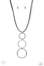 Load image into Gallery viewer, Necklace: &quot;Curvy Couture&quot; –Silver
