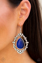 Load image into Gallery viewer, Earring: &quot;Icy Eden&quot;
