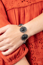 Load image into Gallery viewer, Taos Trendsetter - Bracelet Black
