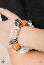 Load image into Gallery viewer, Glaze of Glory - Peach Bracelet
