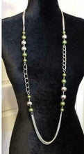 Load image into Gallery viewer, Uptown Talker Green Necklace
